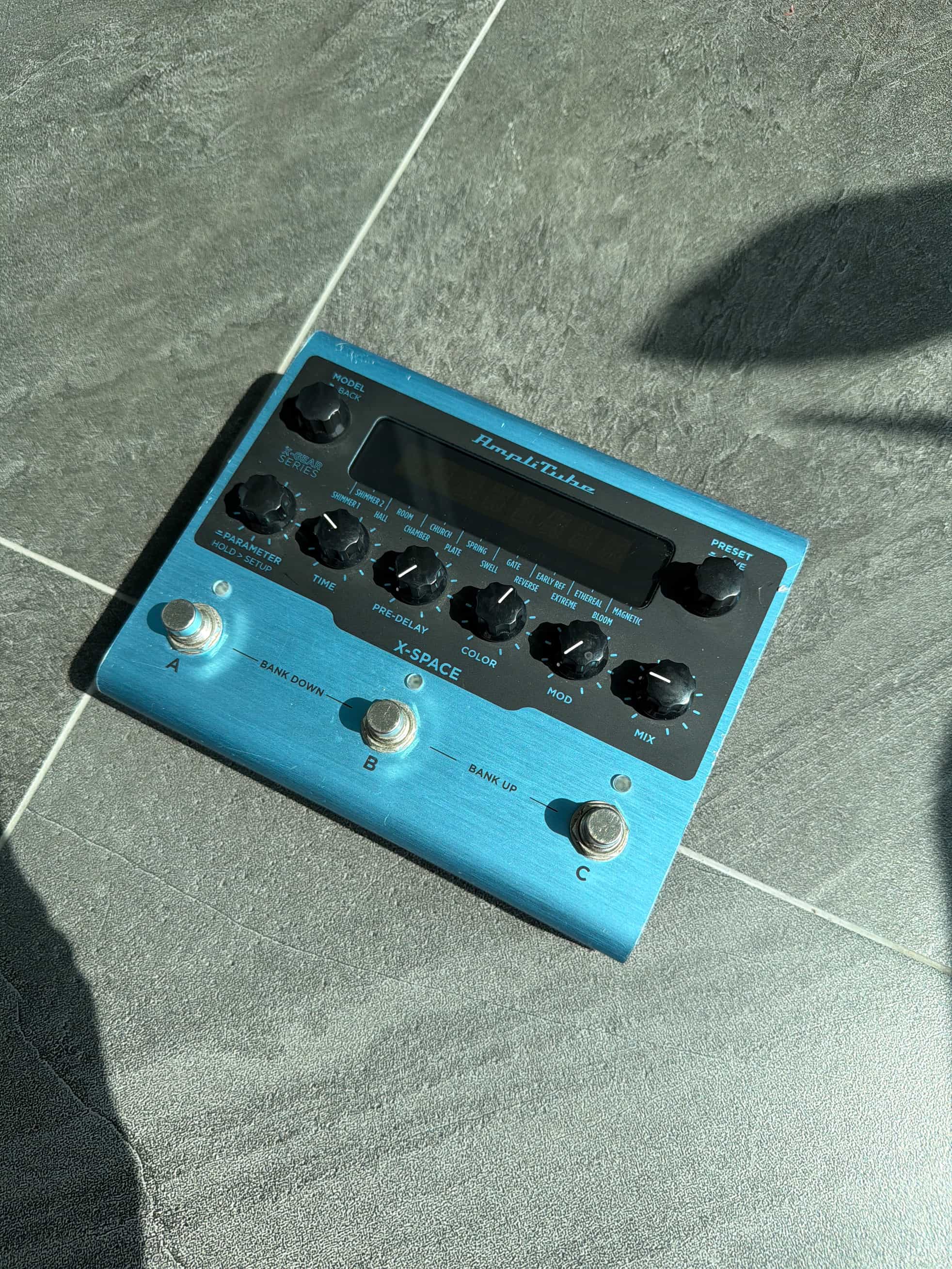 IK Multimedia-X-Space-1