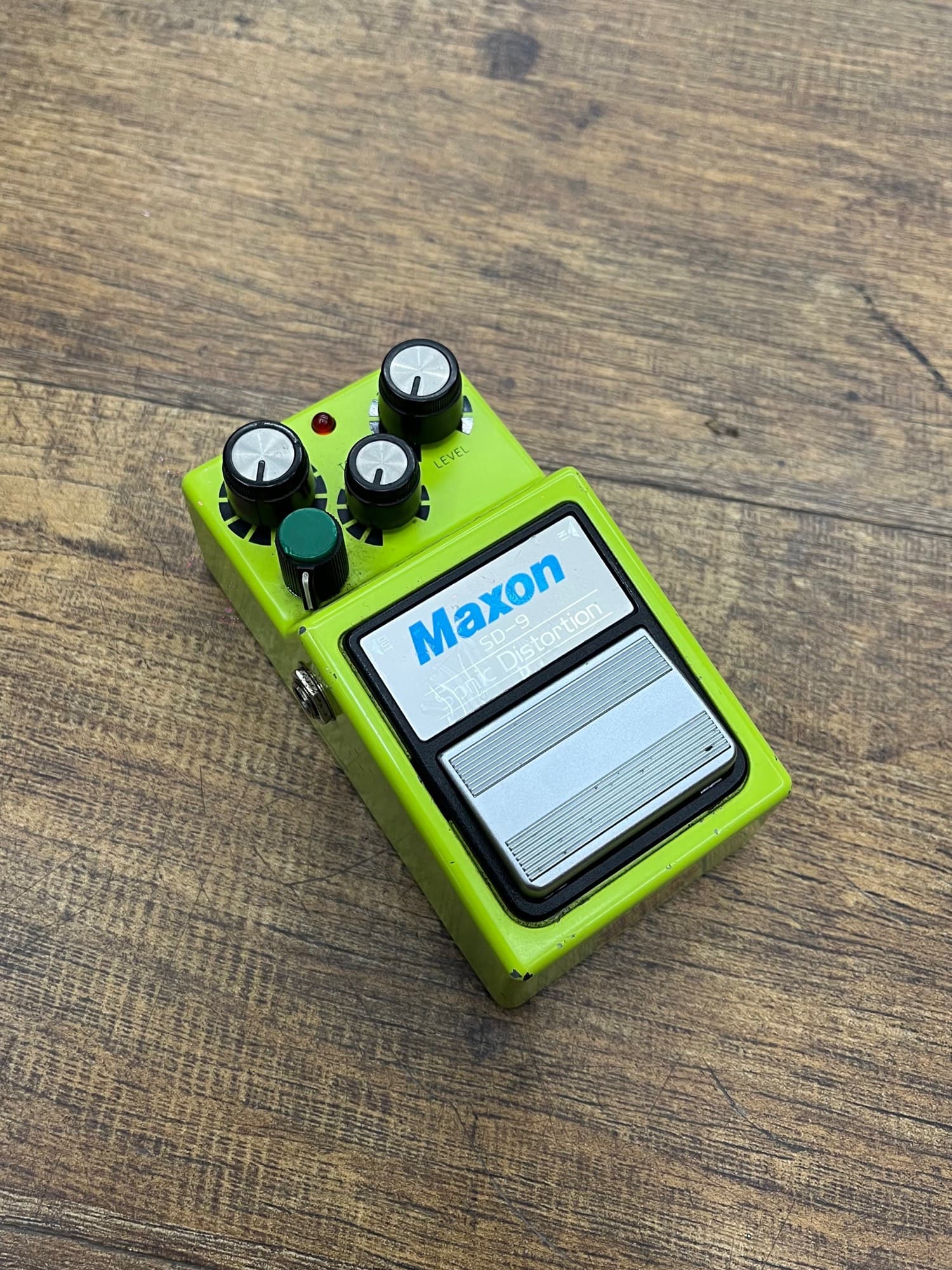 Maxon-SD9 Analogman mod-1