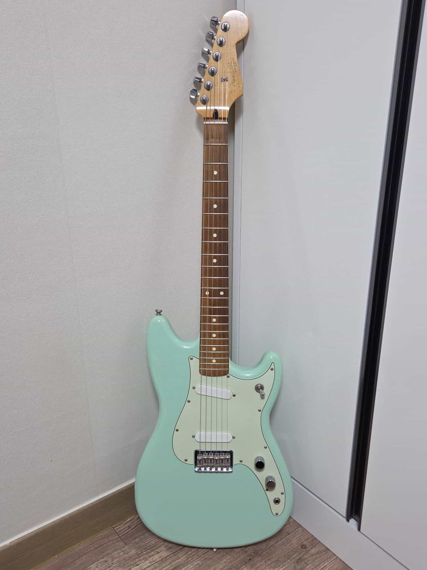 Fender-Duo-Sonic-1