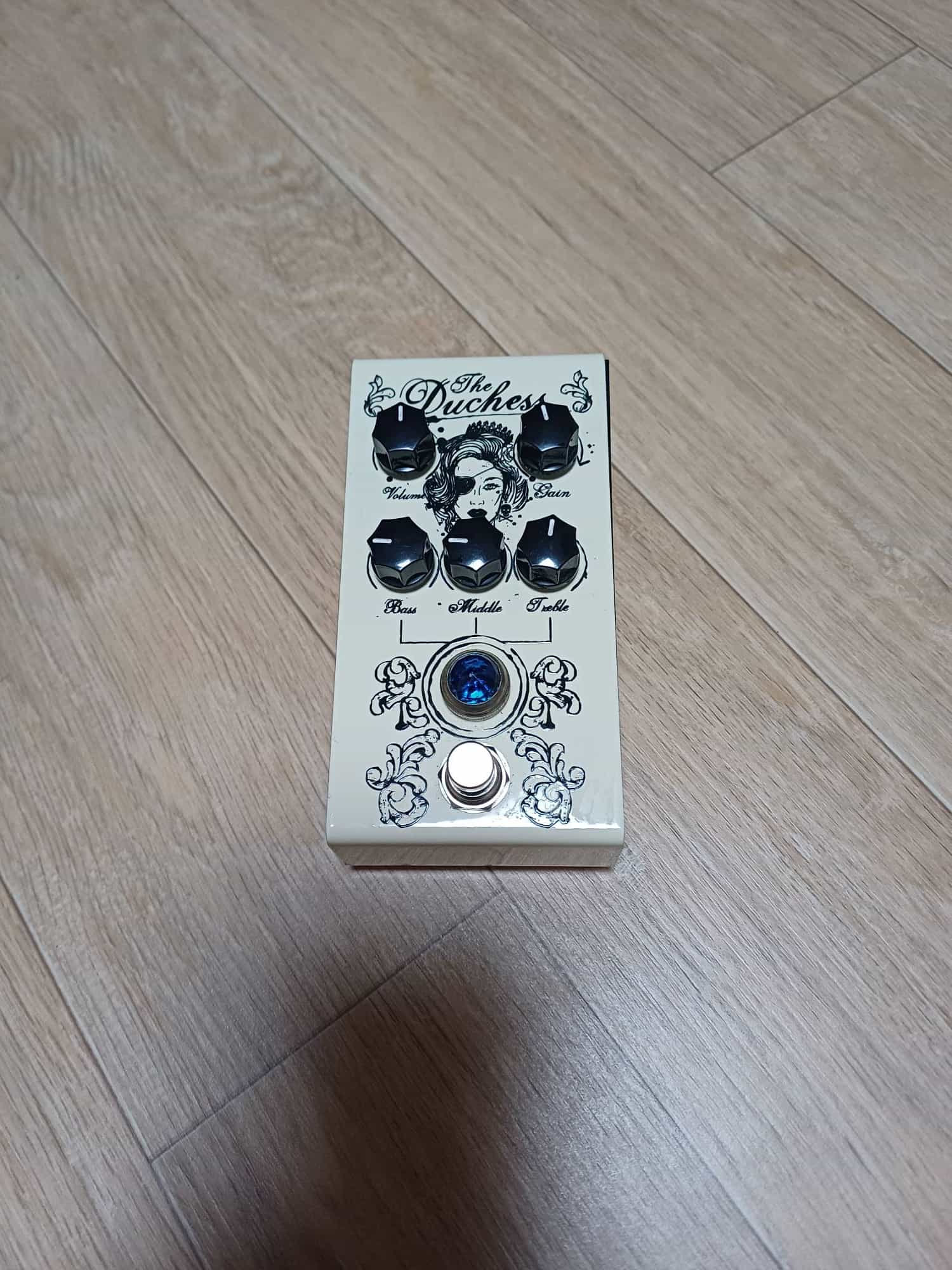 Victory Amps-V1 The Duchess-1