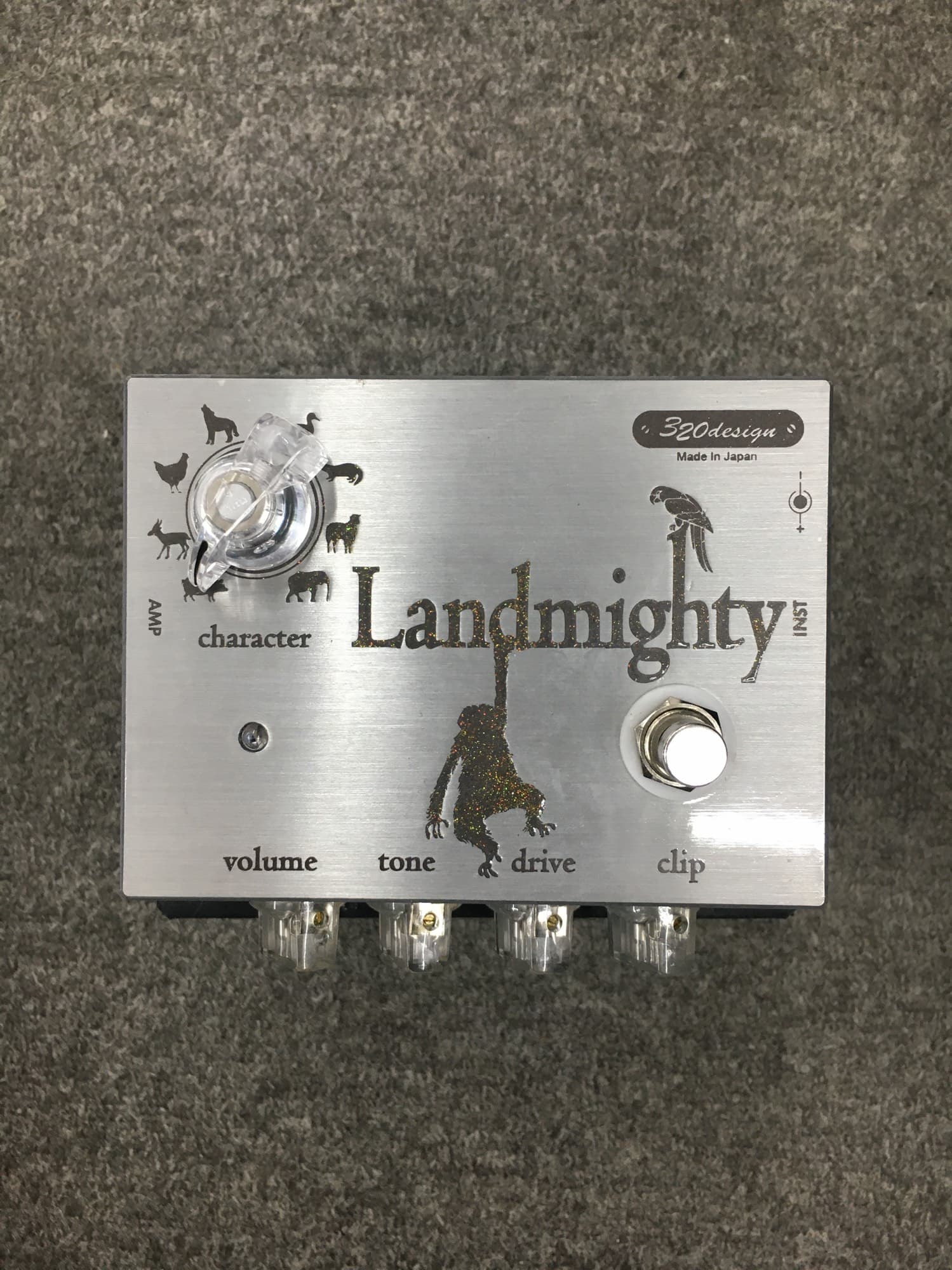 -320Design Landmighty-2