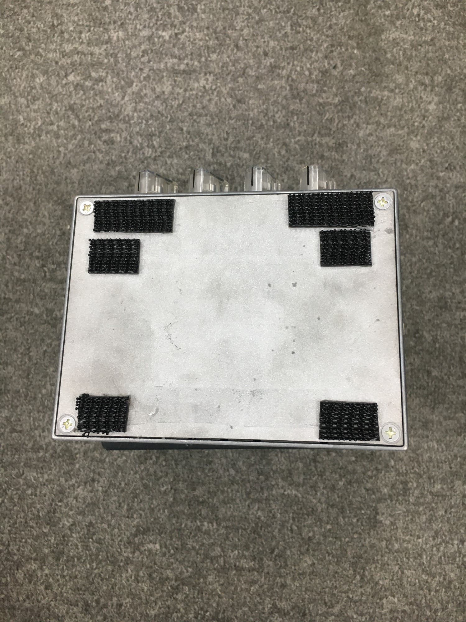 -320Design Landmighty-4